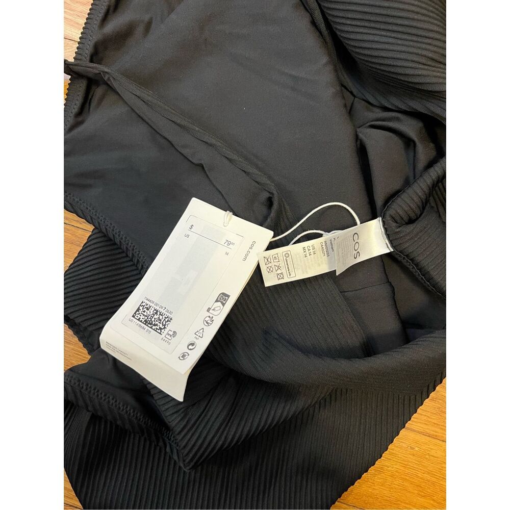 COS Midnight Ribbed One Piece Swimsuit - Picture 8 of 9